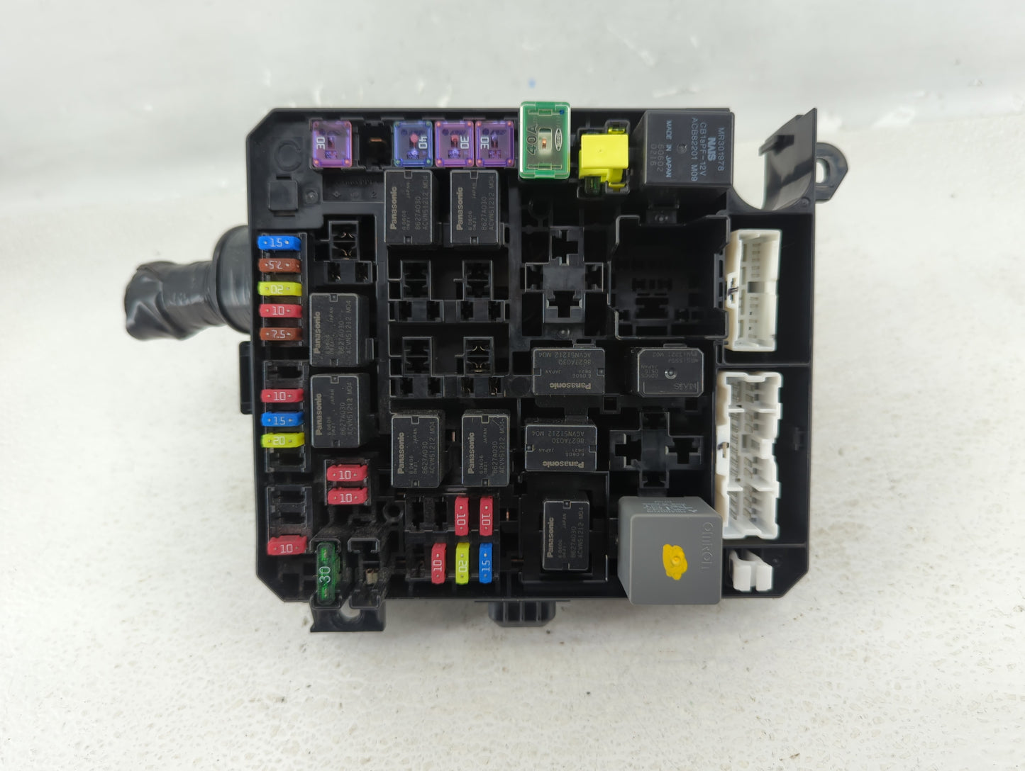 2016 Mitsubishi Outlander Sport Fusebox Fuse Box Panel Relay Module P/N:8565A268 Fits OEM Used Auto Parts - Oemusedautoparts