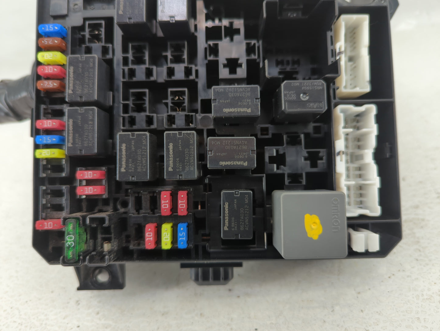 2016 Mitsubishi Outlander Sport Fusebox Fuse Box Panel Relay Module P/N:8565A268 Fits OEM Used Auto Parts - Oemusedautoparts