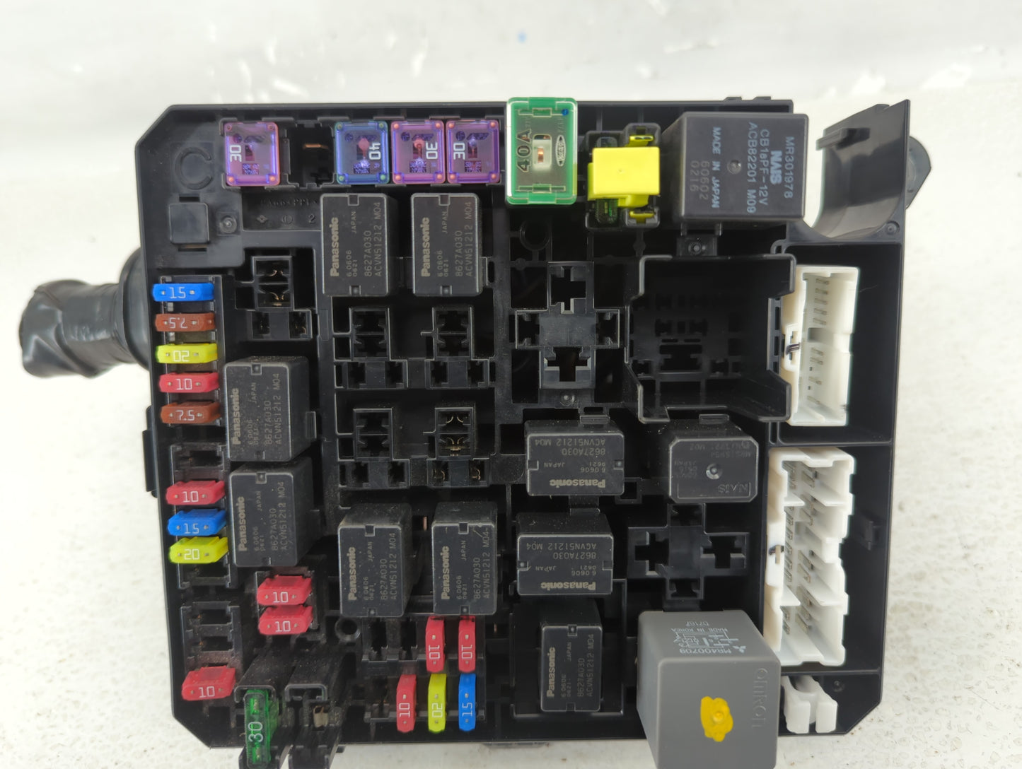 2016 Mitsubishi Outlander Sport Fusebox Fuse Box Panel Relay Module P/N:8565A268 Fits OEM Used Auto Parts - Oemusedautoparts