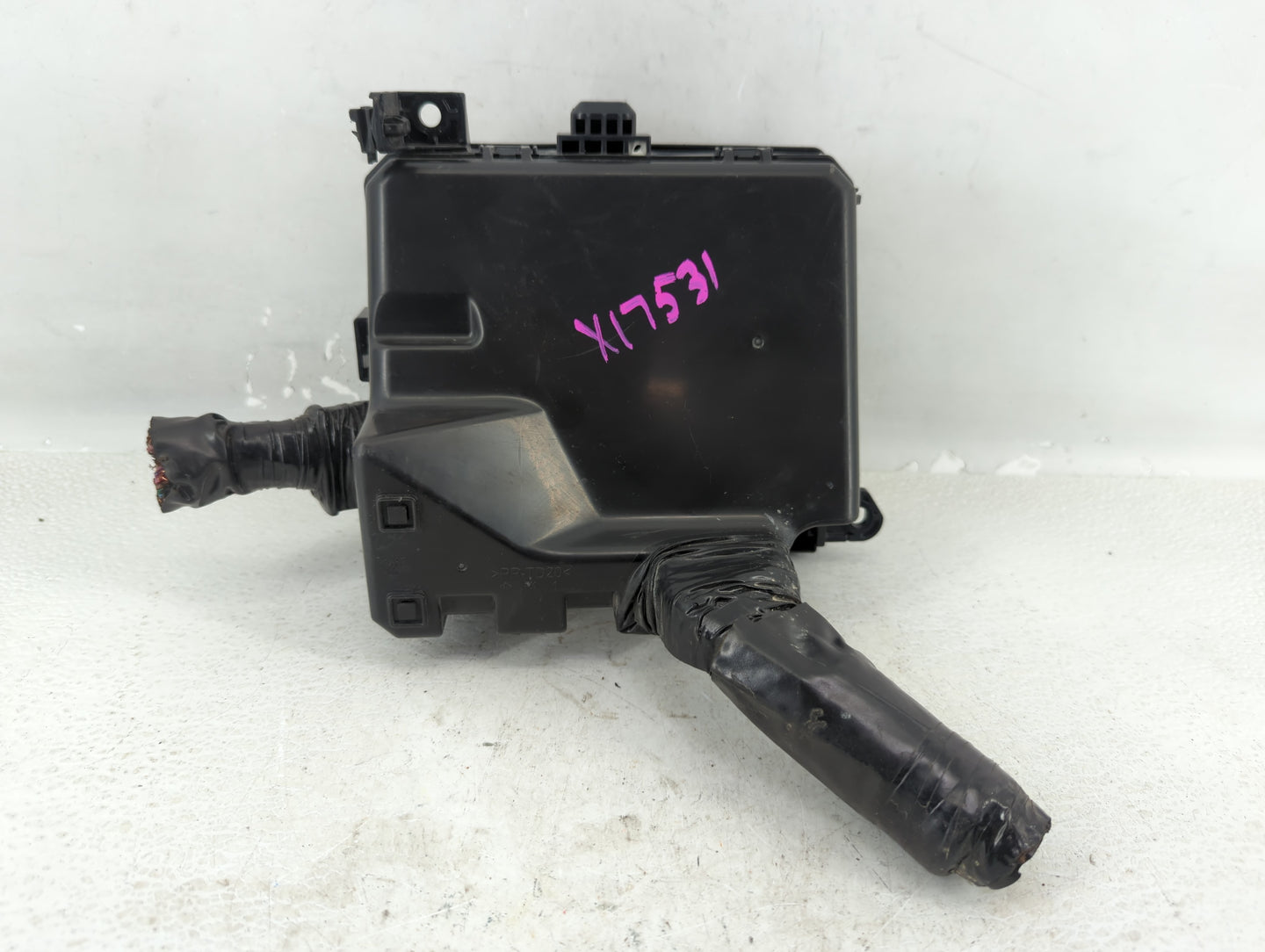 2016 Mitsubishi Outlander Sport Fusebox Fuse Box Panel Relay Module P/N:8565A268 Fits OEM Used Auto Parts - Oemusedautoparts