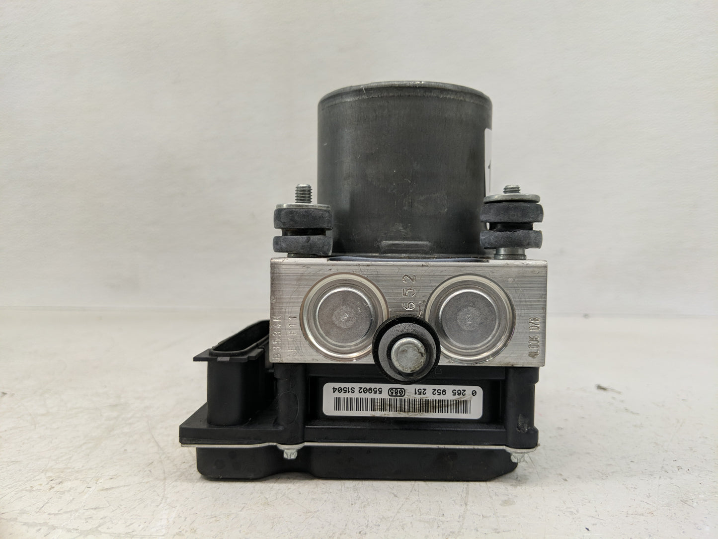 2015-2020 Nissan 370z ABS Pump Control Module Replacement P/N:0 205 952 251 Fits Fits 2015 2016 2017 2018 2019 2020 OEM Used