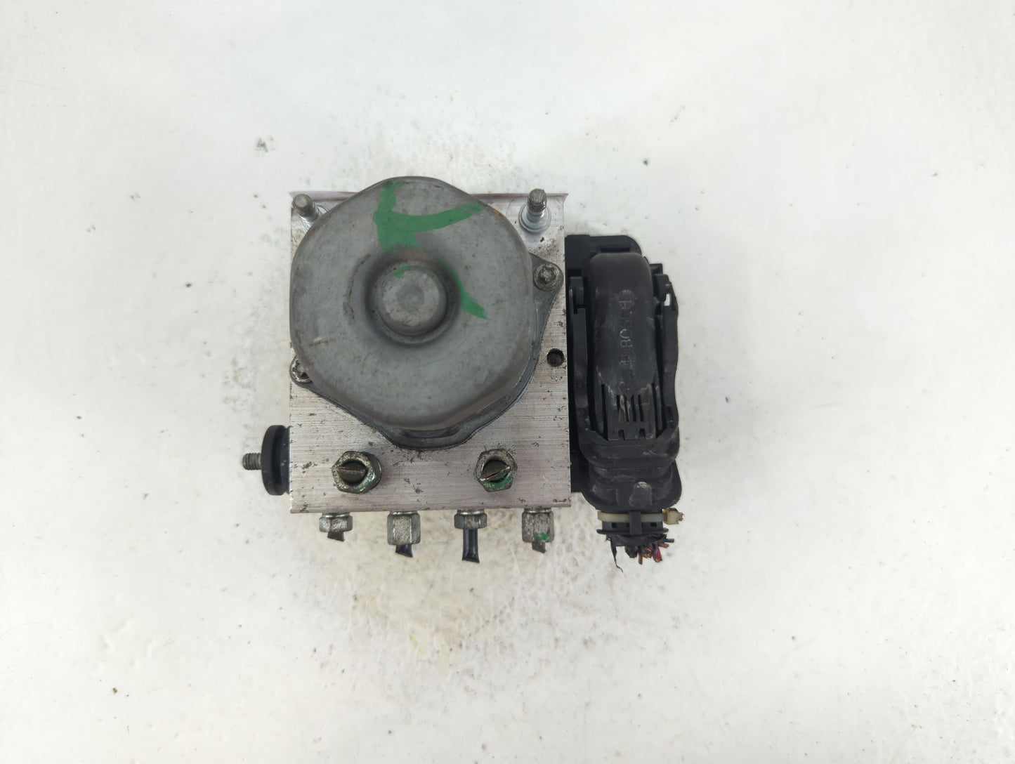 2017-2018 Nissan Altima ABS Pump Control Module Replacement P/N:47660-9HU0A Fits Fits 2017 2018 OEM Used Auto Parts - Oemuse