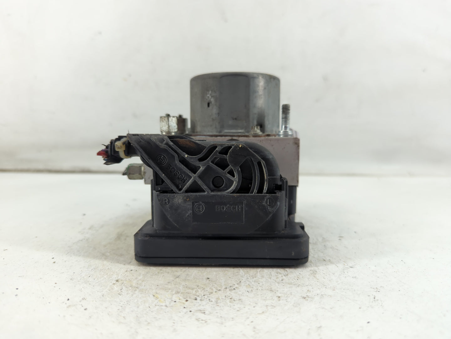 2017-2018 Nissan Altima ABS Pump Control Module Replacement P/N:47660-9HU0A Fits Fits 2017 2018 OEM Used Auto Parts - Oemuse