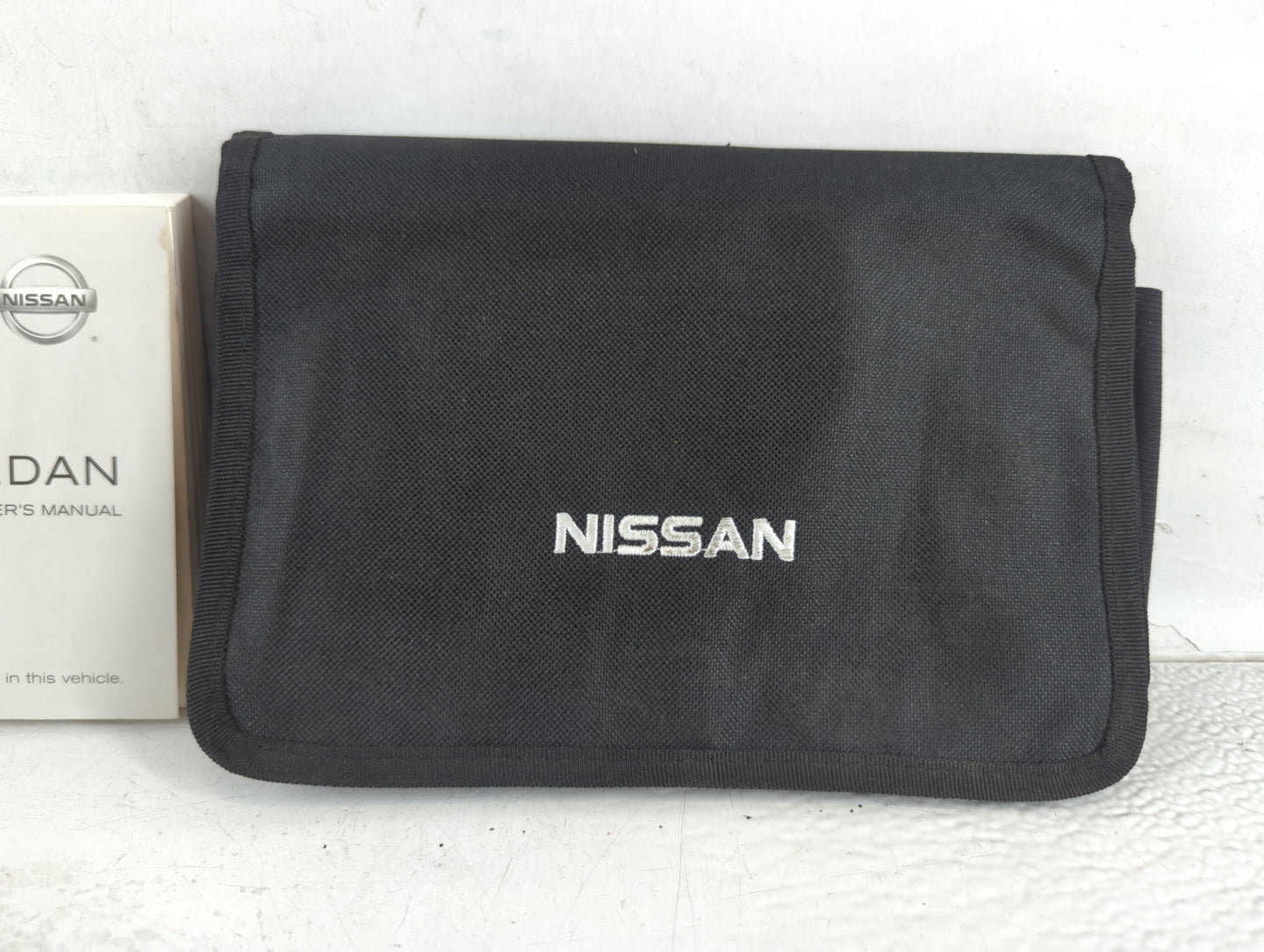 2016 Nissan Altima Owners Manual Book Guide P/N:OM16EA 0L33U0 OEM Used Auto Parts - Oemusedautoparts1.com