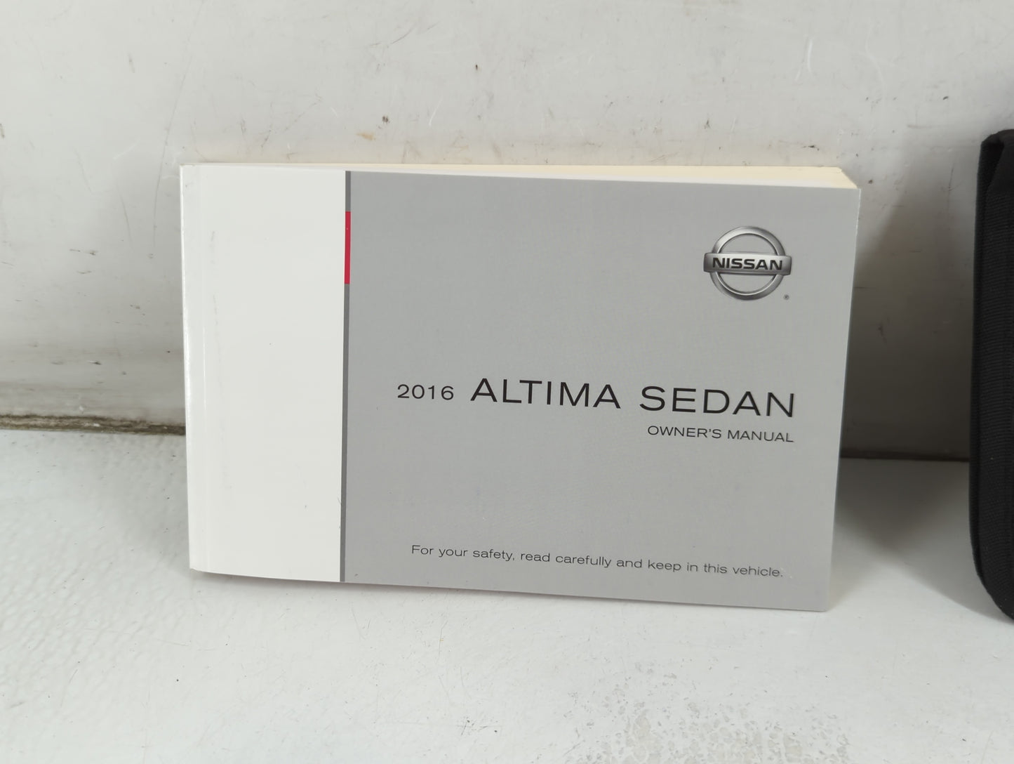 2016 Nissan Altima Owners Manual Book Guide P/N:OM16EA 0L33U1 OEM Used Auto Parts - Oemusedautoparts1.com