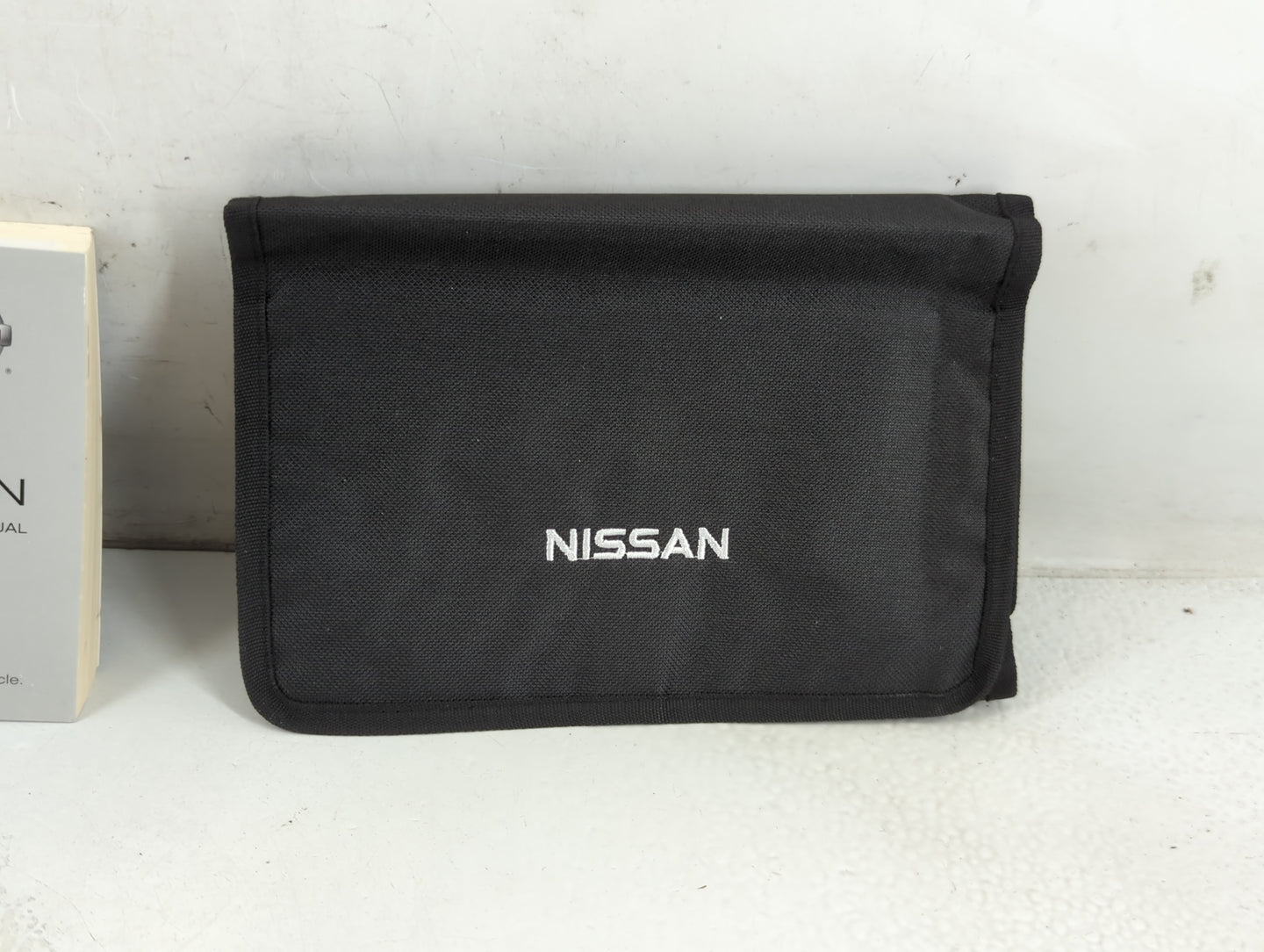 2016 Nissan Altima Owners Manual Book Guide P/N:OM16EA 0L33U1 OEM Used Auto Parts - Oemusedautoparts1.com