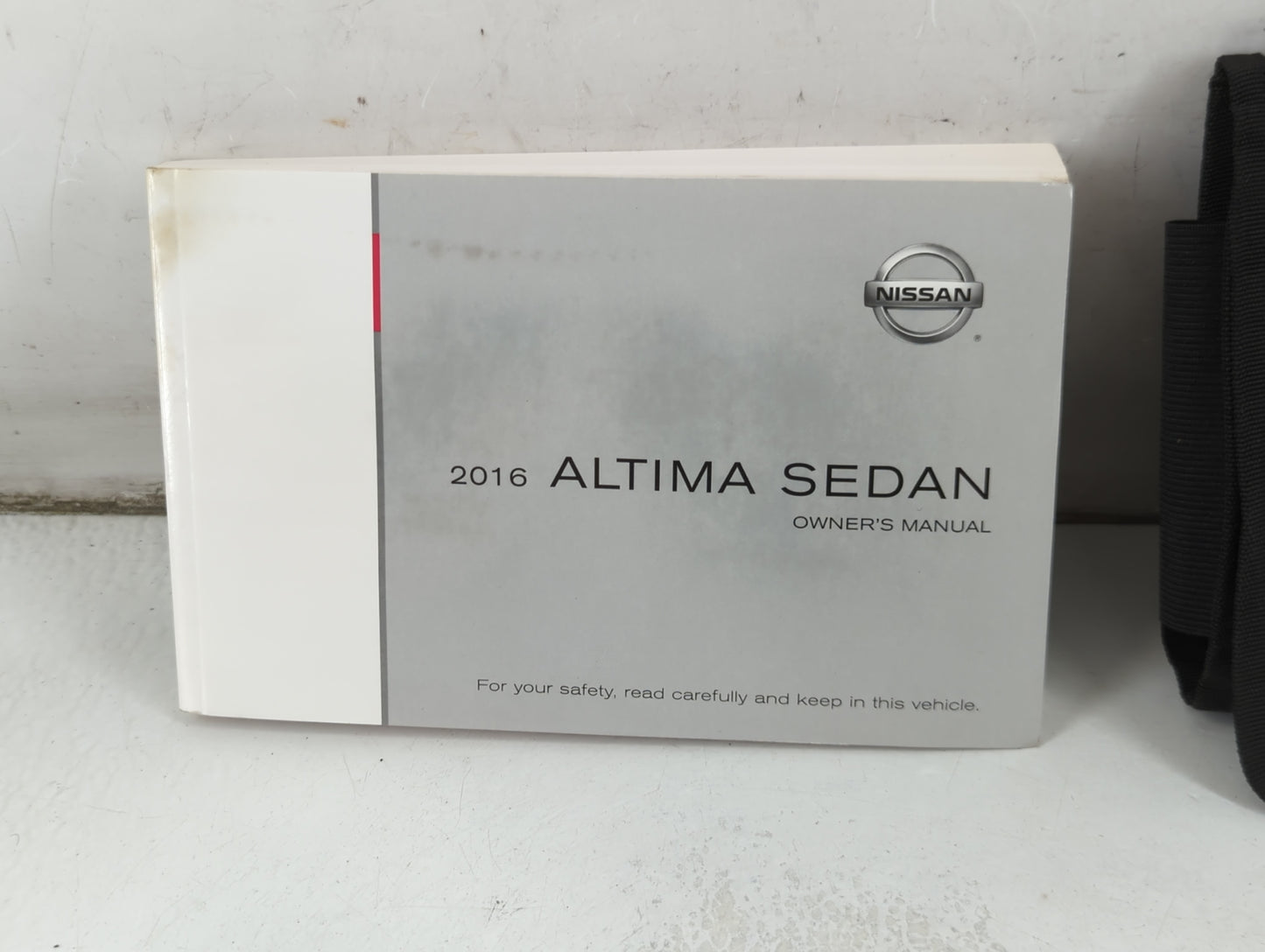 2016 Nissan Altima Owners Manual Book Guide P/N:OM16EA 0L33U1 OEM Used Auto Parts - Oemusedautoparts1.com