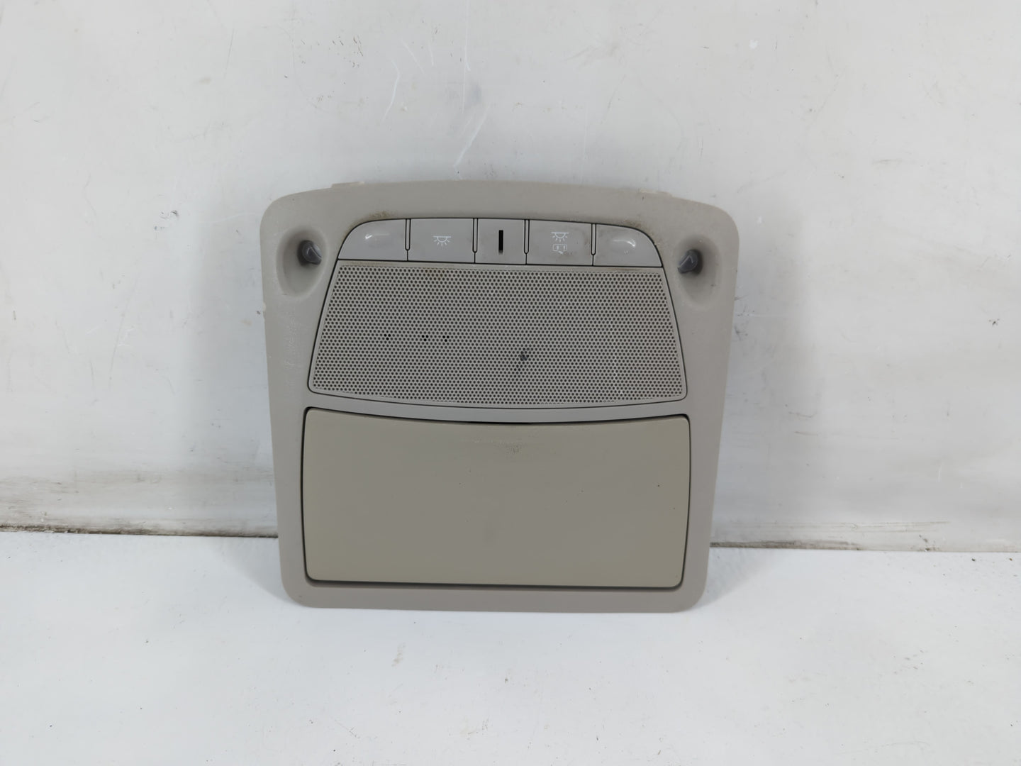 2016 Nissan Altima Overhead Roof Console 1092735 - Oemusedautoparts1.com
