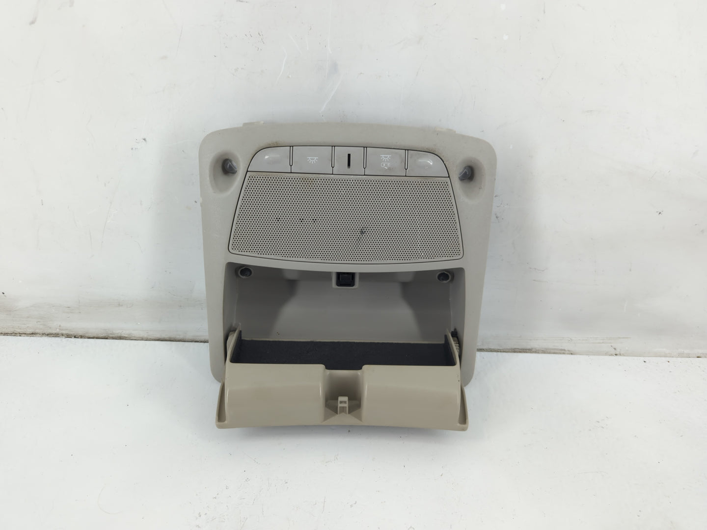 2016 Nissan Altima Overhead Roof Console 1092735 - Oemusedautoparts1.com