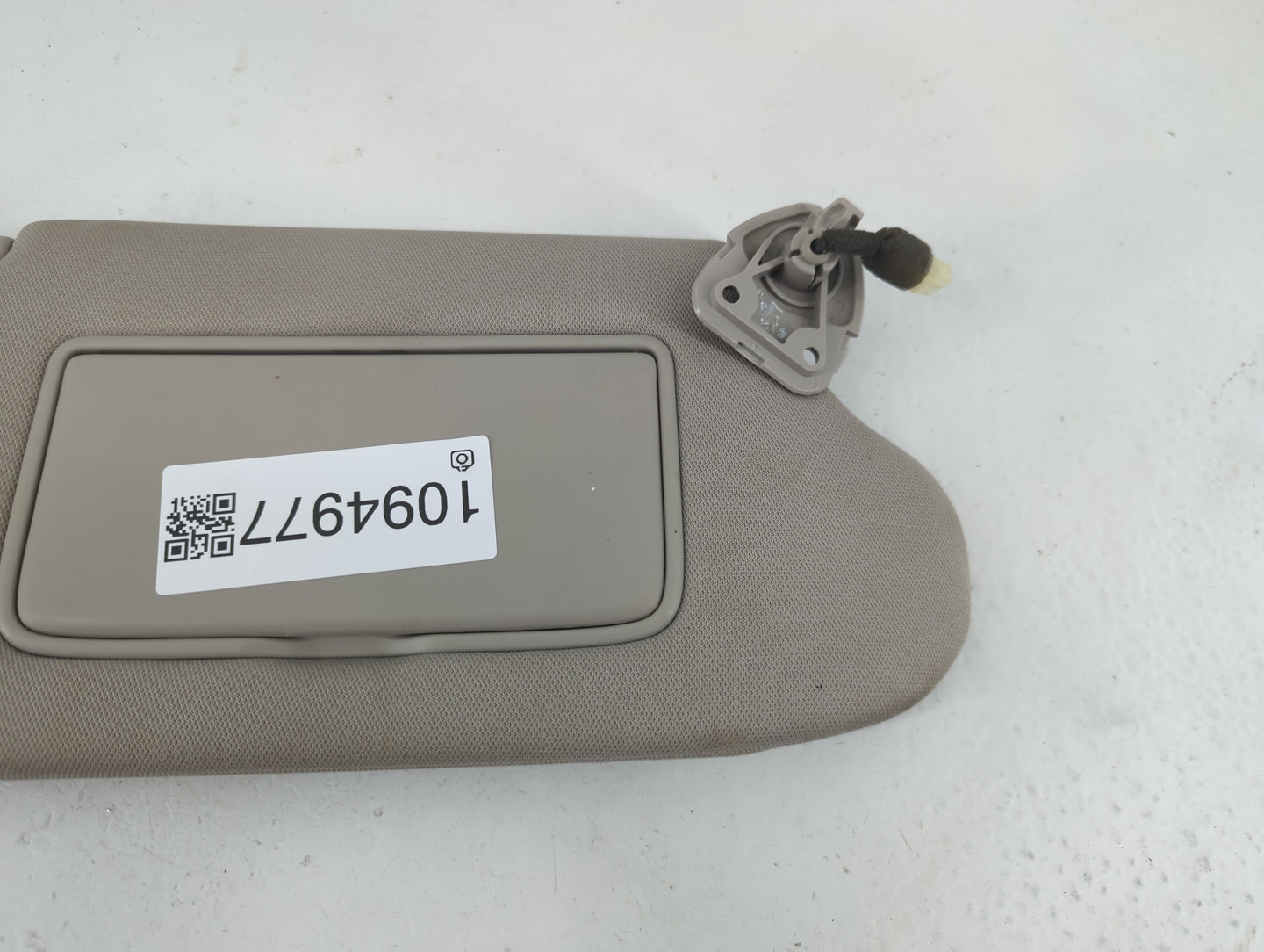 2013-2018 Nissan Altima Sun Visor Shade Replacement Passenger Right Mirror Fits Fits 2013 2014 2015 2016 2017 2018 OEM Used 