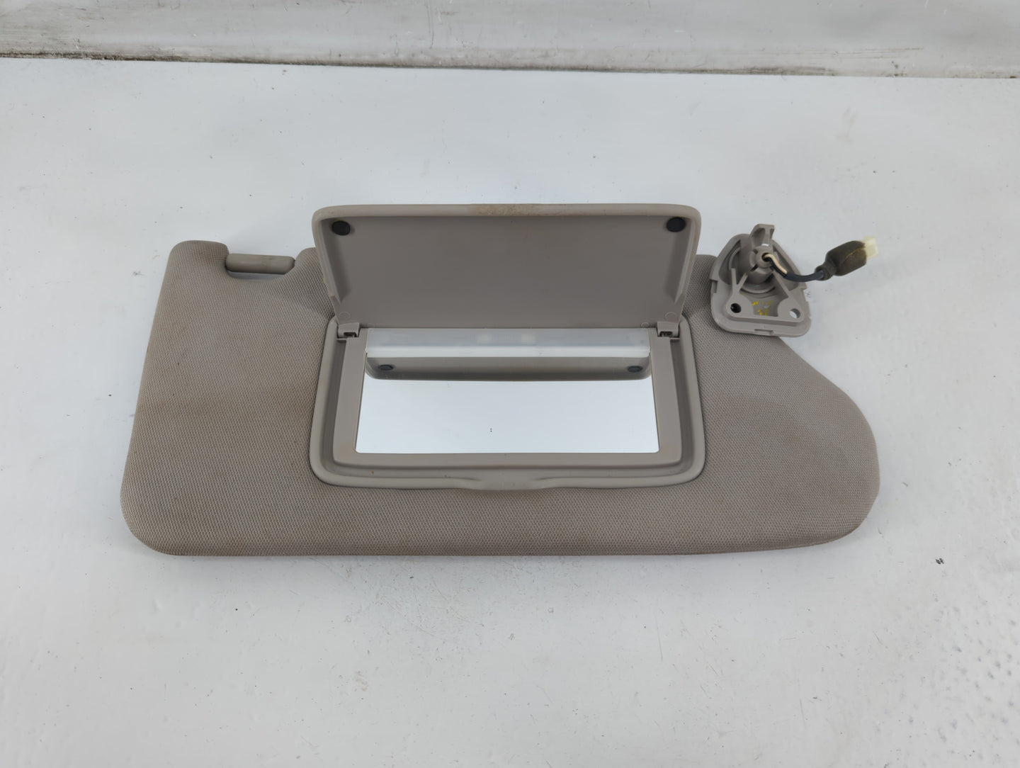 2013-2017 Nissan Altima Sun Visor Shade Replacement Passenger Right Mirror Fits Fits 2013 2014 2015 2016 2017 OEM Used Auto 