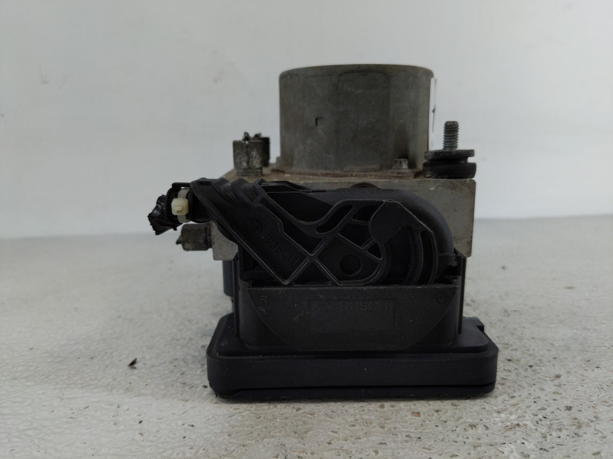 2016-2017 Nissan Altima Anti-Lock Brake ABS Pump Module Actuator OEM P/N:47660 9HS0A Fits Fits 2016 2017 OEM Used Auto Parts