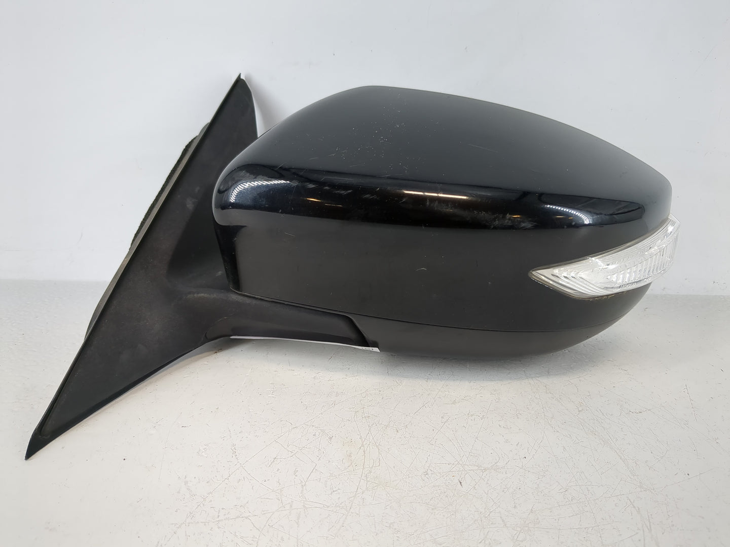 2013-2018 Nissan Altima Driver Side View Mirror - Left Door Mirror OEM Used - Oemusedautoparts1.com