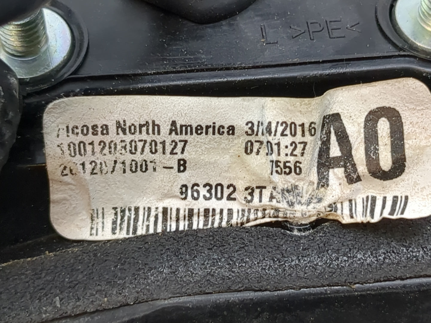 2013-2018 Nissan Altima Driver Side View Mirror - Left Door Mirror OEM Used - Oemusedautoparts1.com