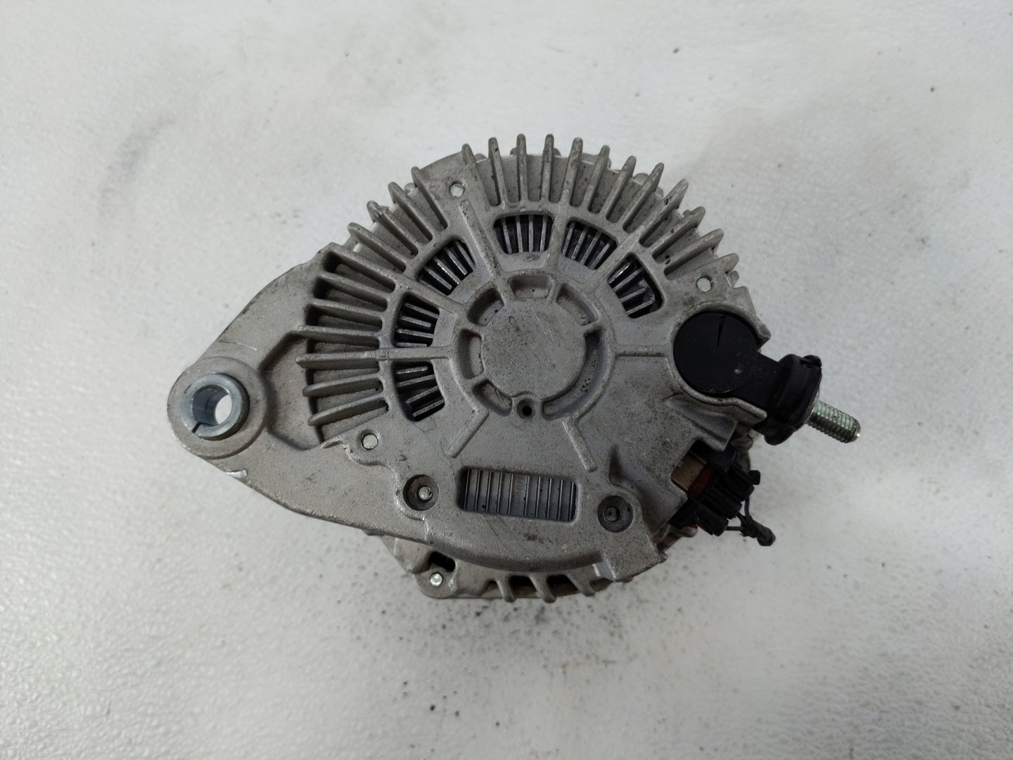 2007-2017 Nissan Altima Alternator Replacement Generator Charging Assembly Engine OEM Fits OEM Used Auto Parts - Oemusedauto
