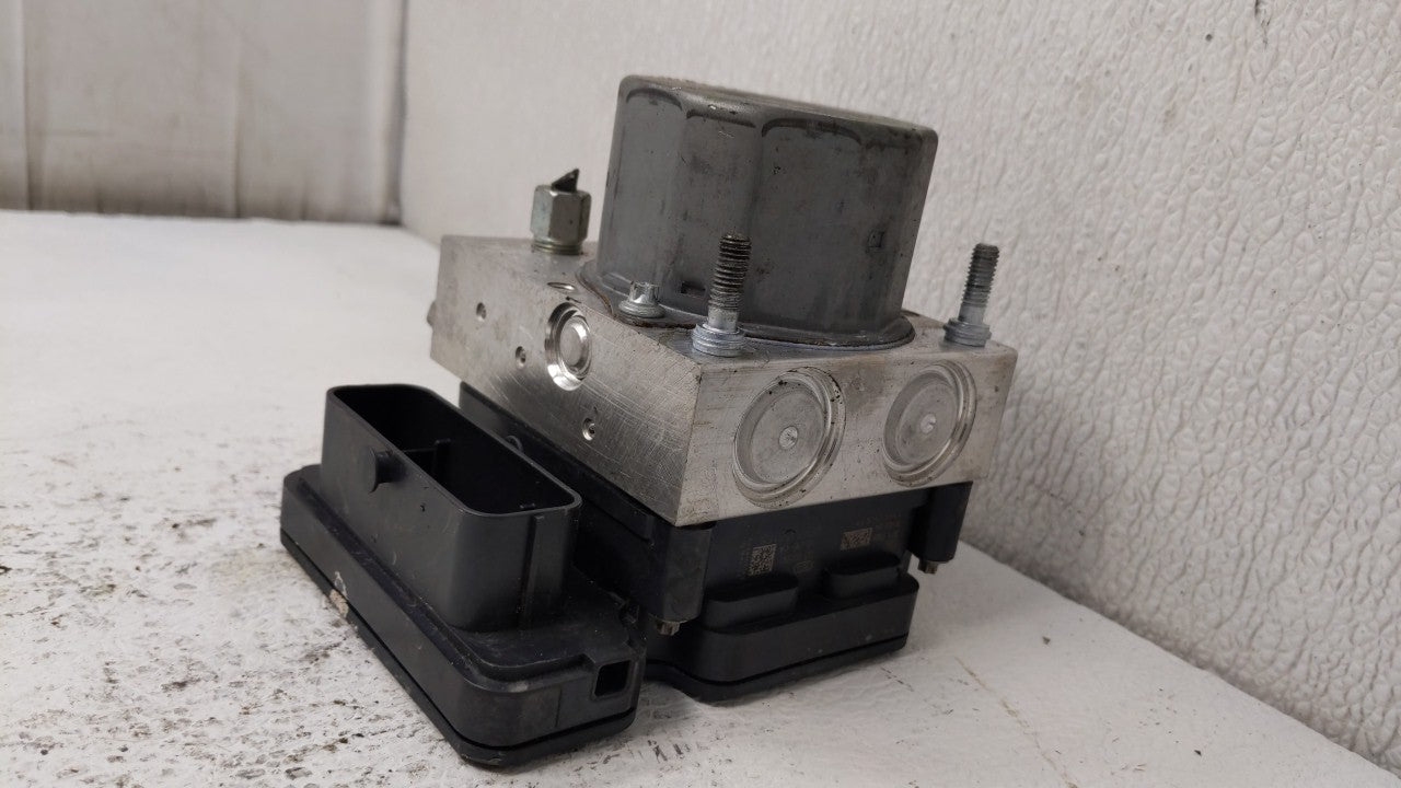 2016-2017 Nissan Altima ABS Pump Control Module Replacement P/N:2265106527 47660 9HS0A Fits Fits 2016 2017 OEM Used Auto Par