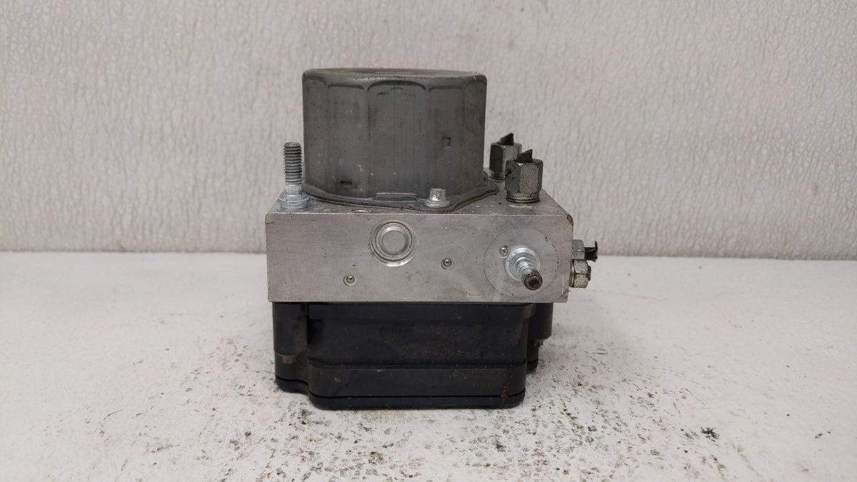 2016-2017 Nissan Altima Anti-Lock Brake ABS Pump Module Actuator OEM P/N:2265106527 47660 9HS0A Fits Fits 2016 2017 OEM Used
