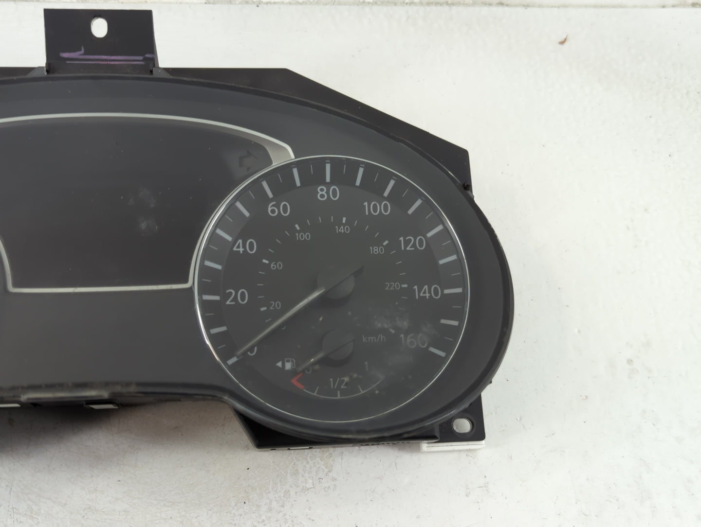 2016-2017 Nissan Altima Instrument Cluster Speedometer Gauges P/N:24810 9HS8B Fits Fits 2016 2017 OEM Used Auto Parts - Oemu