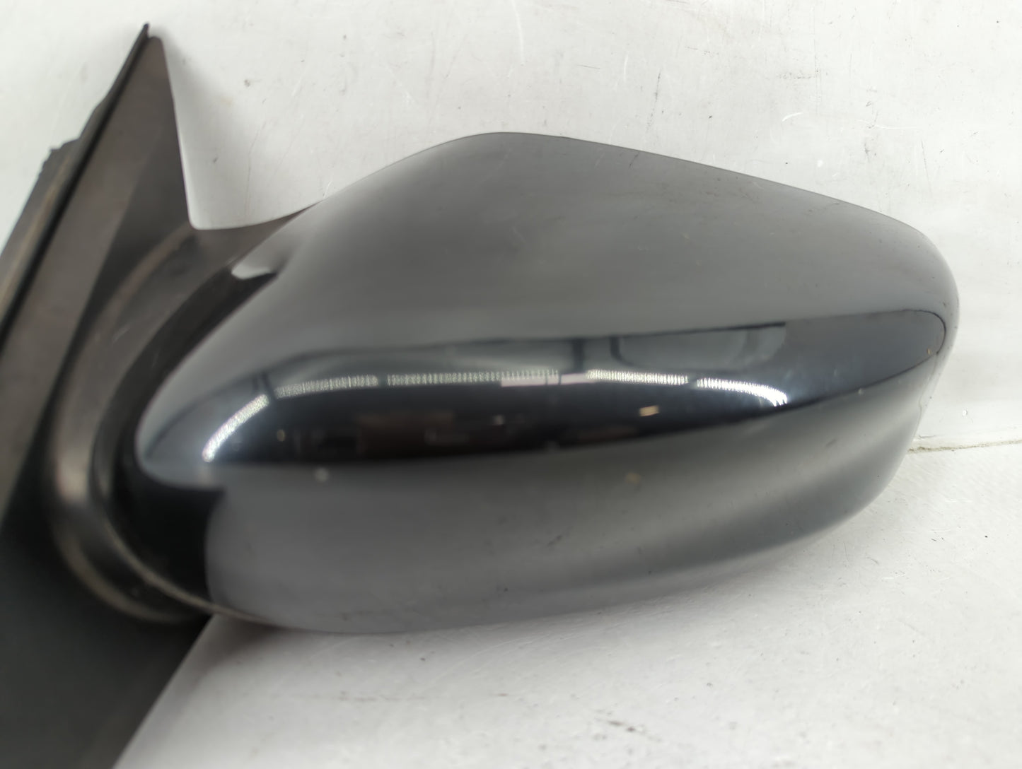 2013-2018 Nissan Altima Driver Side View Mirror - Left Door Mirror OEM Used - Oemusedautoparts1.com