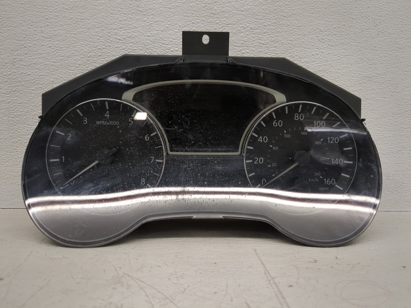 2016-2017 Nissan Altima Instrument Cluster Speedometer Gauges P/N:24810 9HS8B Fits Fits 2016 2017 OEM Used Auto Parts - Oemu