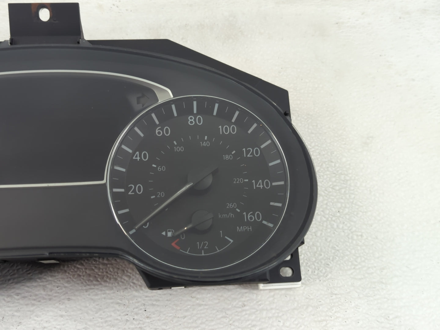 2016-2017 Nissan Altima Instrument Cluster Speedometer Gauges P/N:24810 9HS8B Fits Fits 2016 2017 OEM Used Auto Parts - Oemu