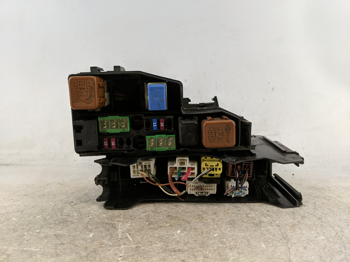 2016-2017 Nissan Altima Fusebox Fuse Box Panel Relay Module P/N:7154 - 5763-30 7254-5763-30, 24381 7990A Fits Fits 2016 2017