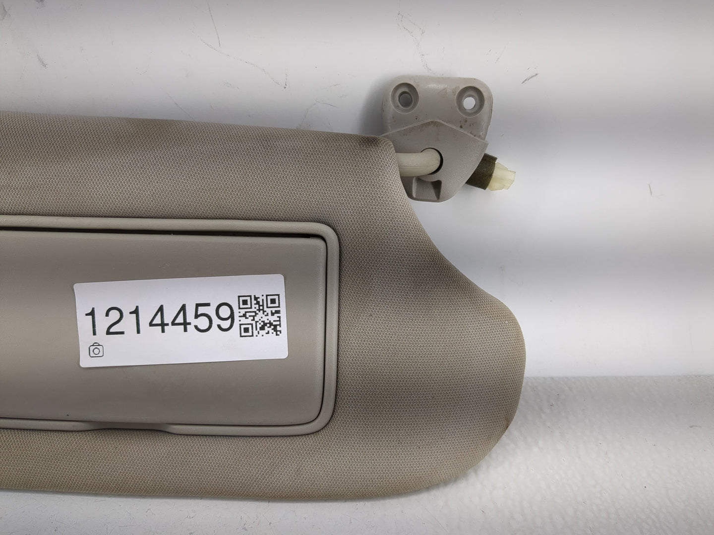 2013-2018 Nissan Altima Sun Visor Shade Replacement Passenger Right Mirror Fits Fits 2013 2014 2015 2016 2017 2018 OEM Used 