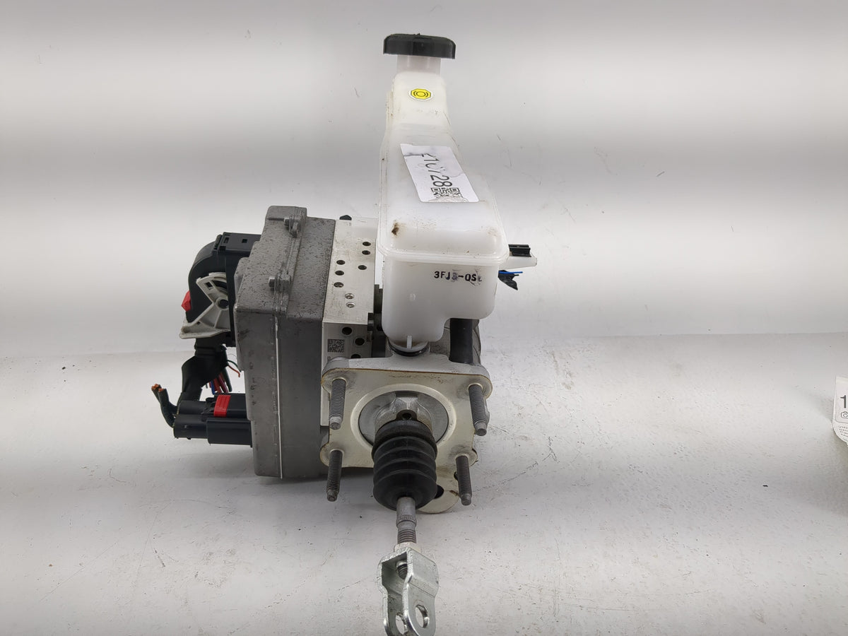 2016-2017 Nissan Altima Anti-Lock Brake ABS Pump Module Actuator OEM Fits Fits 2016 2017 OEM Used Auto Parts - Oemusedautopa
