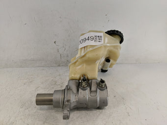 compare product 2013-2018 Nissan Altima Brake Master Cylinder 1220949