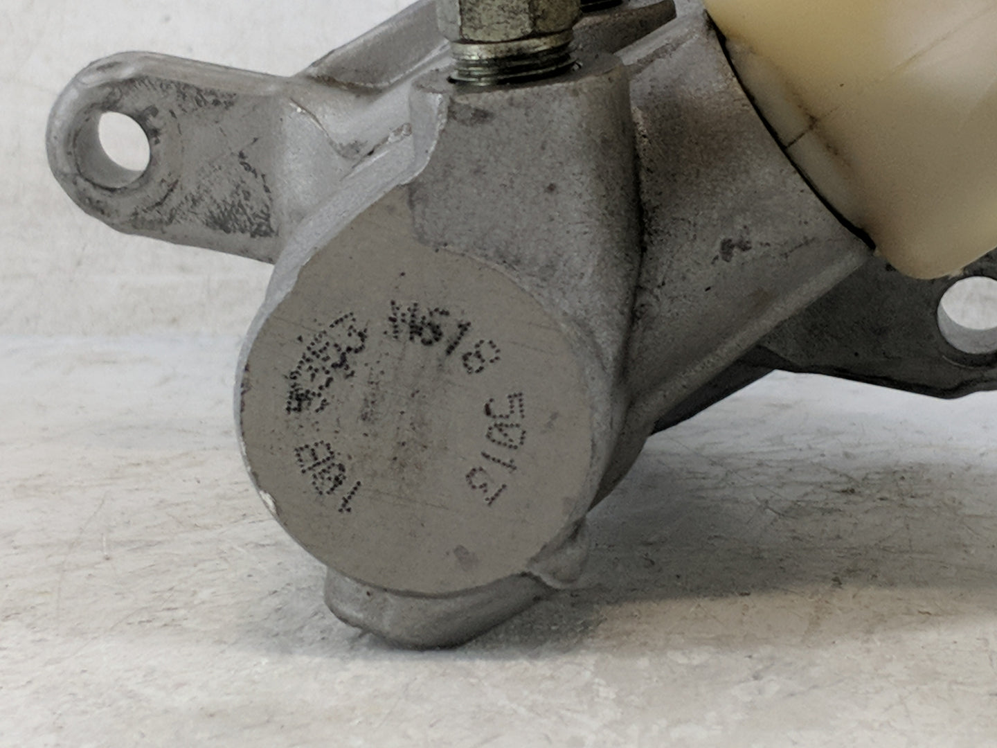 2013-2018 Nissan Altima Brake Master Cylinder 1220949 - Oemusedautoparts1.com