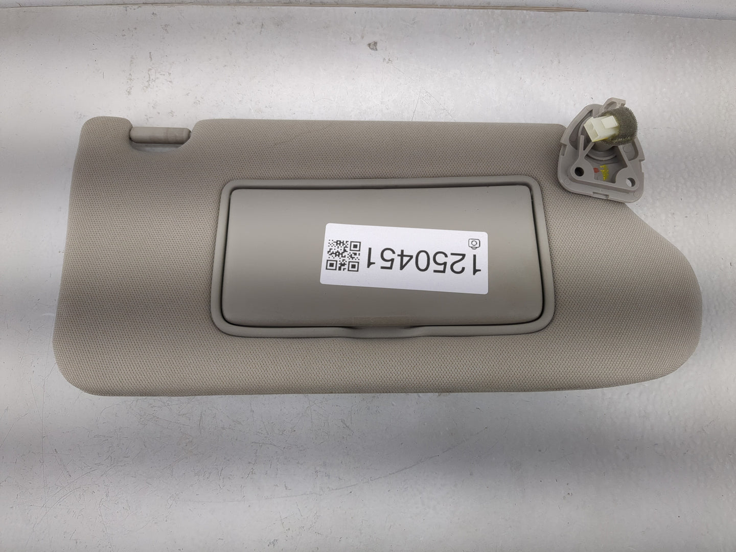 2013-2018 Nissan Altima Sun Visor Shade Replacement Passenger Right Mirror Fits Fits 2013 2014 2015 2016 2017 2018 OEM Used 