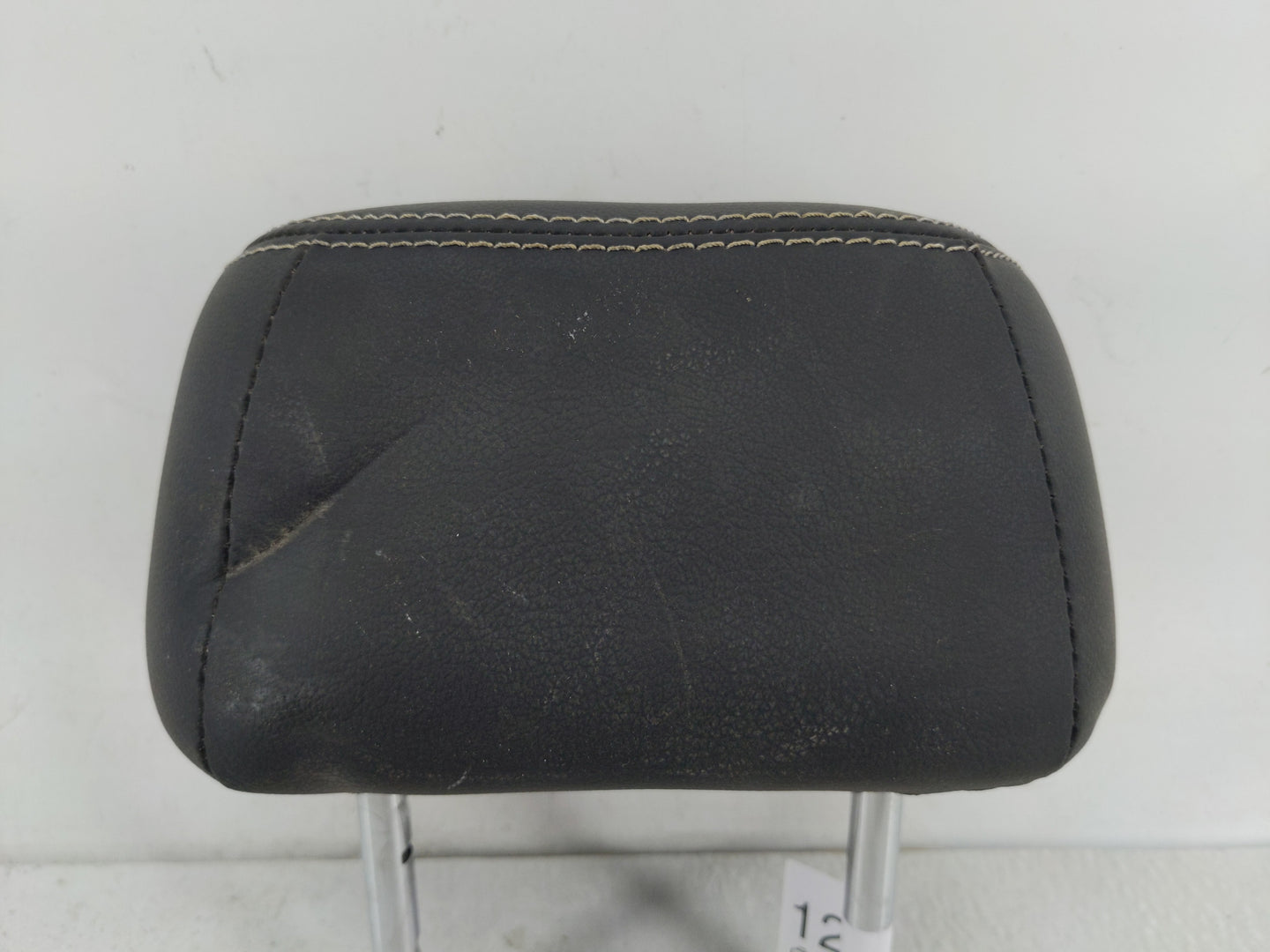 2016 Nissan Altima Headrest Head Rest Front Driver Passenger Seat Fits OEM Used Auto Parts - Oemusedautoparts1.com