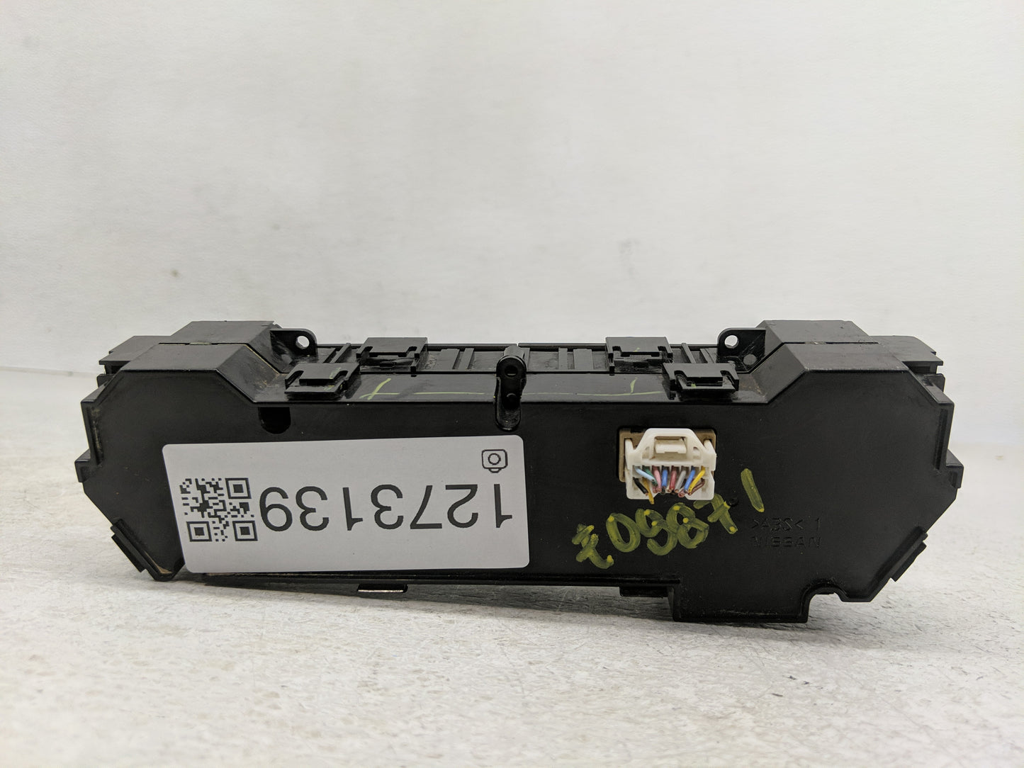 2016-2018 Nissan Altima Climate Control Module Temperature AC/Heater Replacement Fits Fits 2016 2017 2018 OEM Used Auto Part