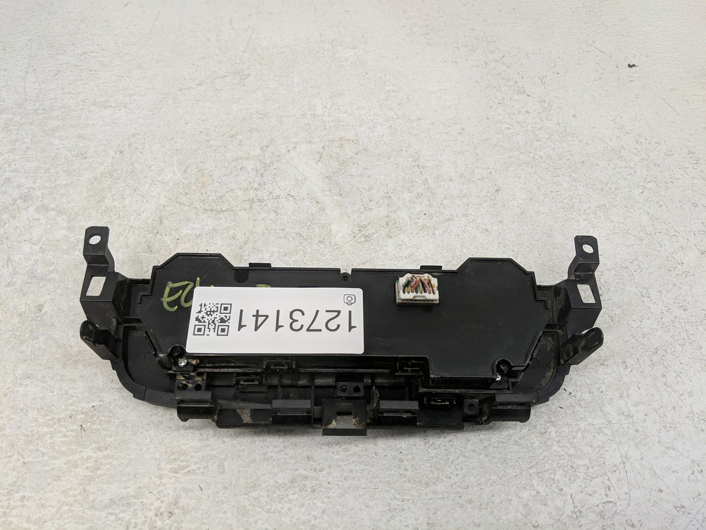 2016-2018 Nissan Altima Climate Control Module Temperature AC/Heater Replacement Fits Fits 2016 2017 2018 OEM Used Auto Part