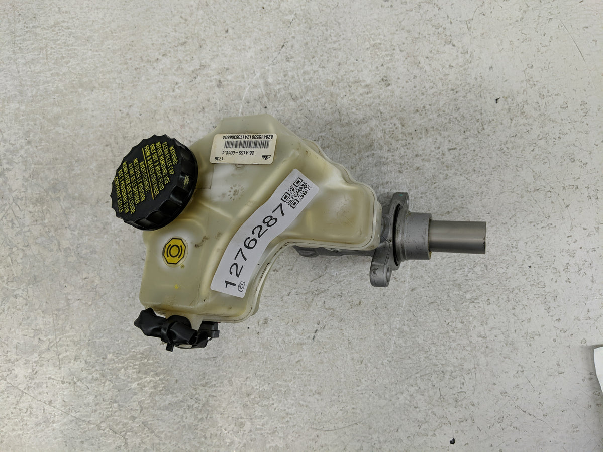 2013-2018 Nissan Altima Brake Master Cylinder 1276287 - Oemusedautoparts1.com