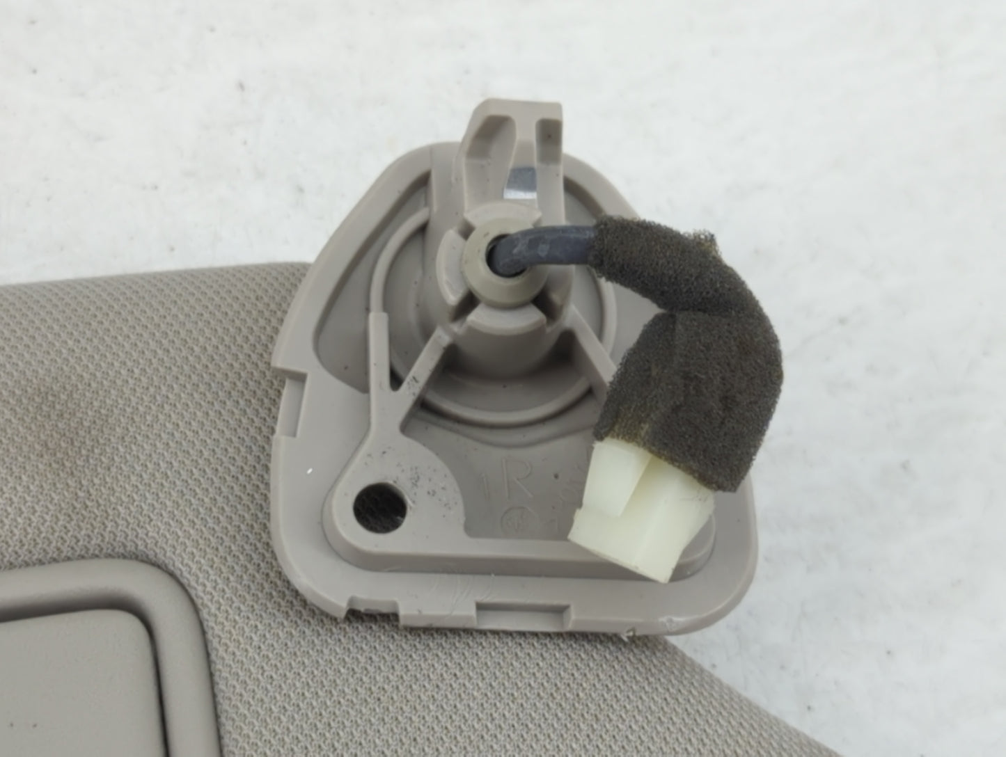 2013-2018 Nissan Altima Sun Visor Shade Replacement Passenger Right Mirror Fits Fits 2013 2014 2015 2016 2017 2018 OEM Used 