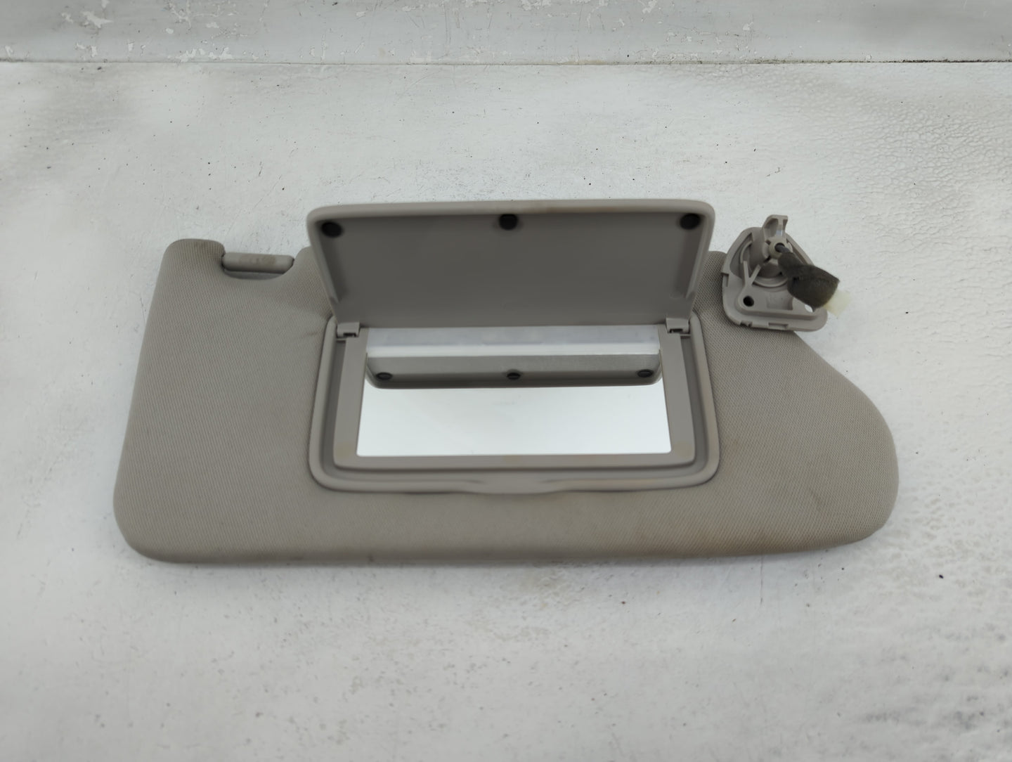 2013-2018 Nissan Altima Sun Visor Shade Replacement Passenger Right Mirror Fits Fits 2013 2014 2015 2016 2017 2018 OEM Used 
