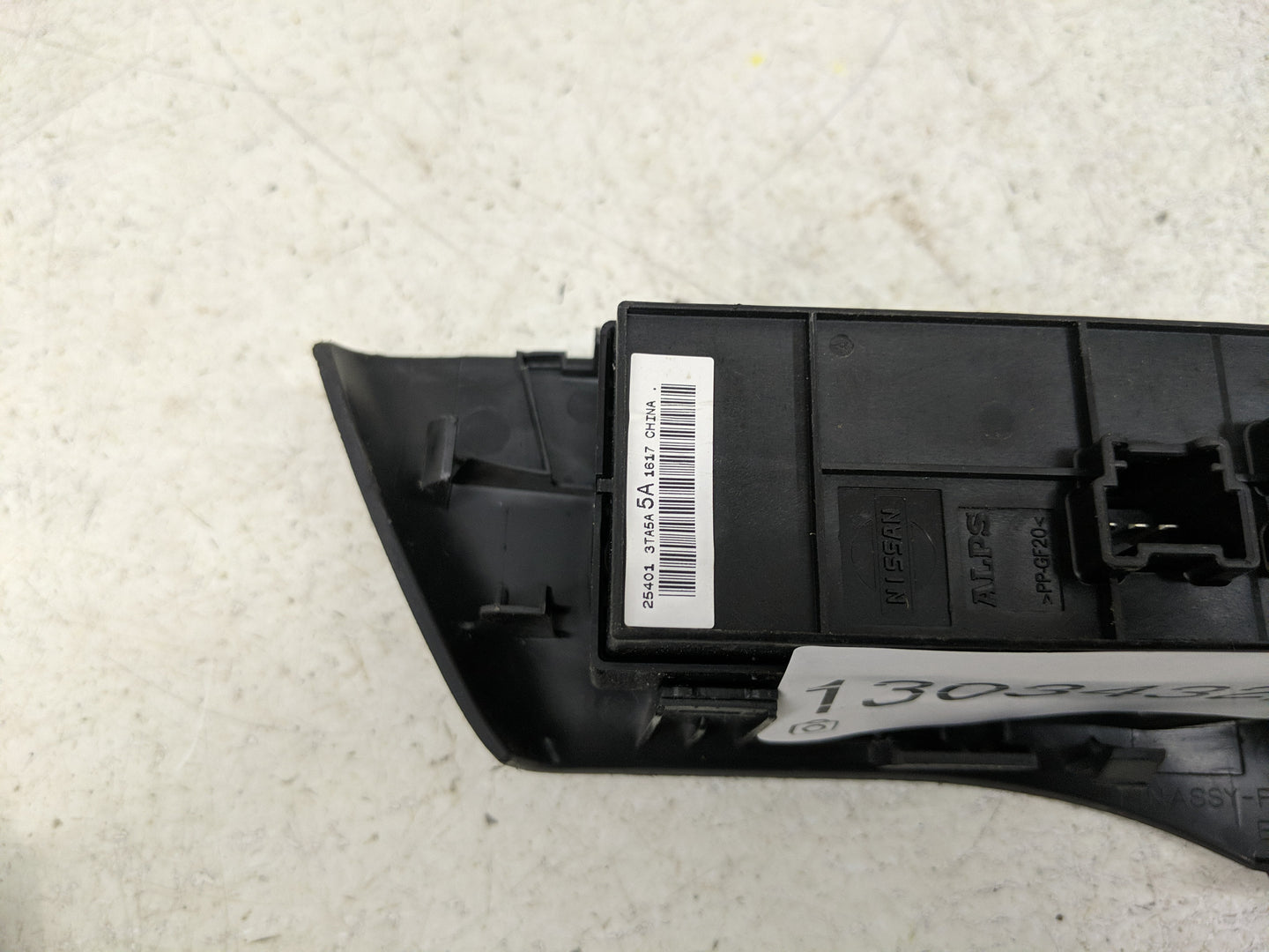 2013-2018 Nissan Altima Master Power Window Switch Replacement Driver Side Left P/N:25401 3TA5A Fits OEM Used Auto Parts - O