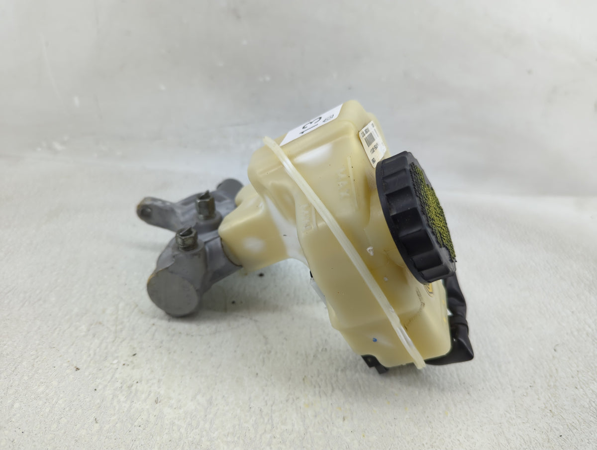 2013-2018 Nissan Altima Brake Master Cylinder 1310394 - Oemusedautoparts1.com