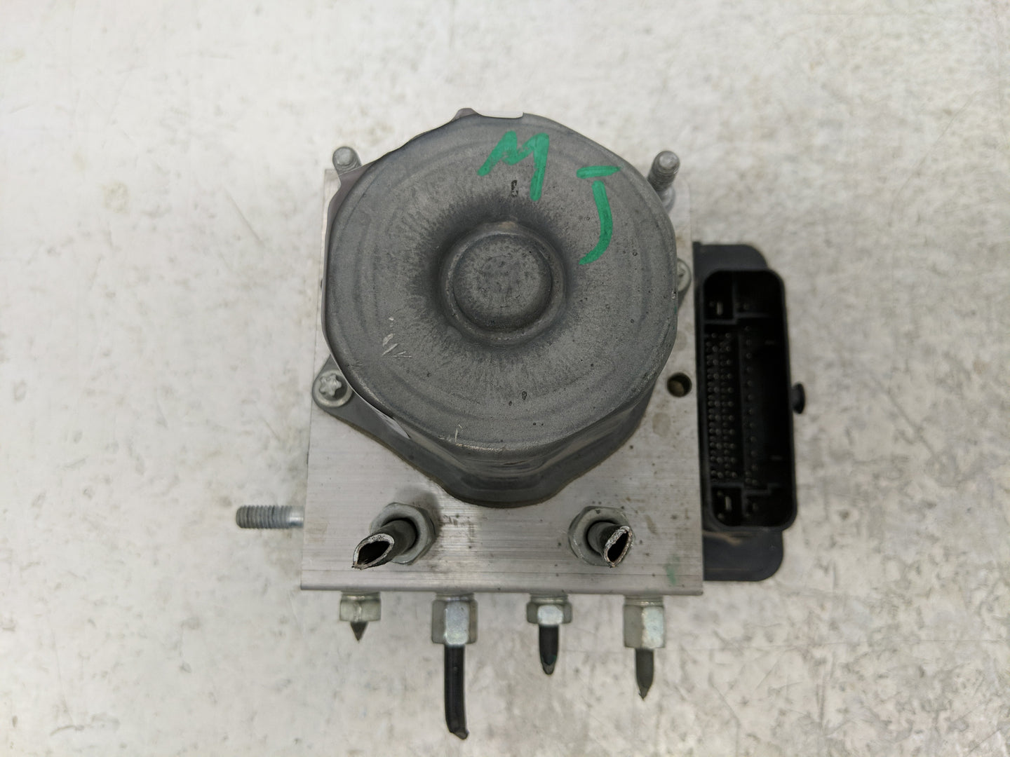 2016-2017 Nissan Altima ABS Pump Control Module Replacement P/N:47660 9HS0A Fits Fits 2016 2017 OEM Used Auto Parts - Oemuse