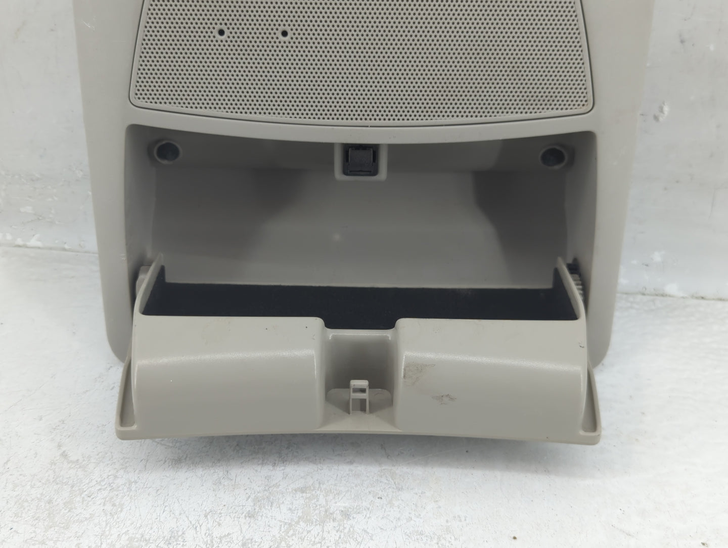 2016 Nissan Altima Overhead Roof Console - Oemusedautoparts1.com