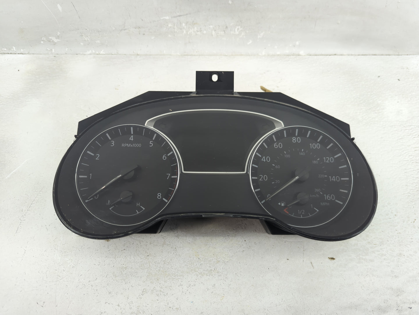 2016-2017 Nissan Altima Instrument Cluster Speedometer Gauges P/N:24810 9HS8B Fits Fits 2016 2017 OEM Used Auto Parts - Oemu