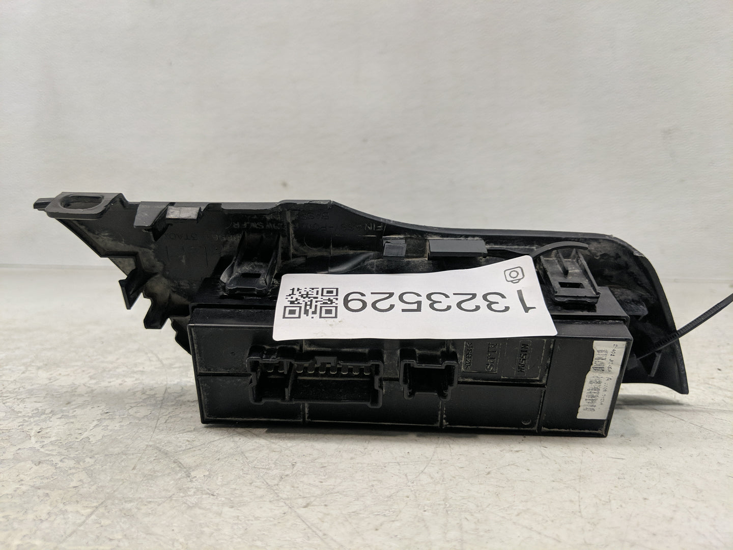 2013-2018 Nissan Altima Master Power Window Switch Replacement Driver Side Left P/N:25401-3SH1A Fits OEM Used Auto Parts - O