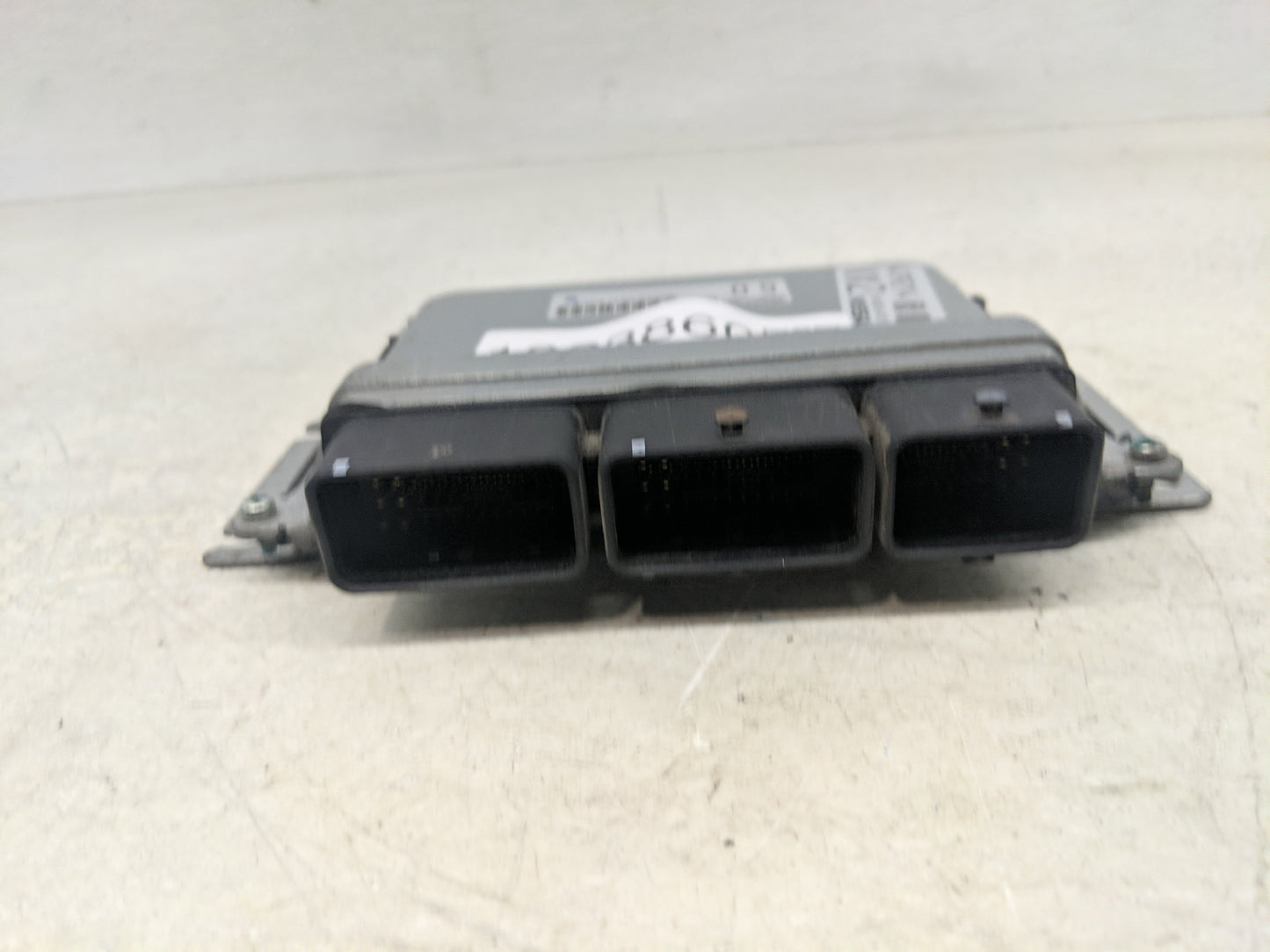 2016-2017 Nissan Altima PCM Engine Control Computer ECU ECM PCU OEM P/N:NEC024-005 Fits Fits 2016 2017 OEM Used Auto Parts -