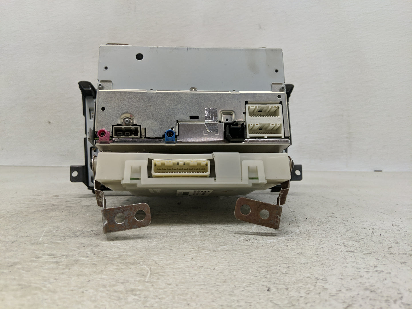 2016 Nissan Altima Radio AM FM Cd Player Receiver Replacement P/N:7 612 051 351 Fits OEM Used Auto Parts - Oemusedautoparts1