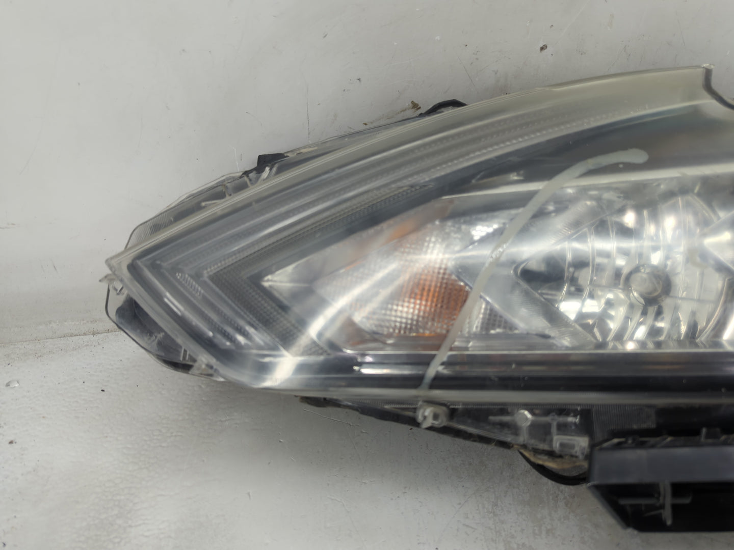 2016-2018 Nissan Altima Passenger Right Oem Head Light Headlight Lamp 1354267 - Oemusedautoparts1.com