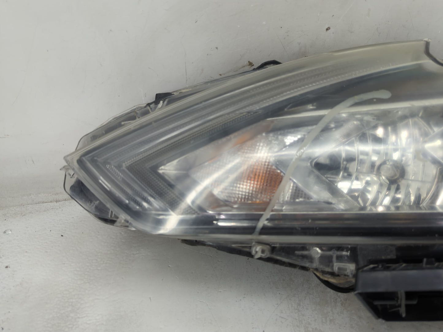 2016-2018 Nissan Altima Passenger Right Oem Head Light Headlight Lamp 1354267 - Oemusedautoparts1.com