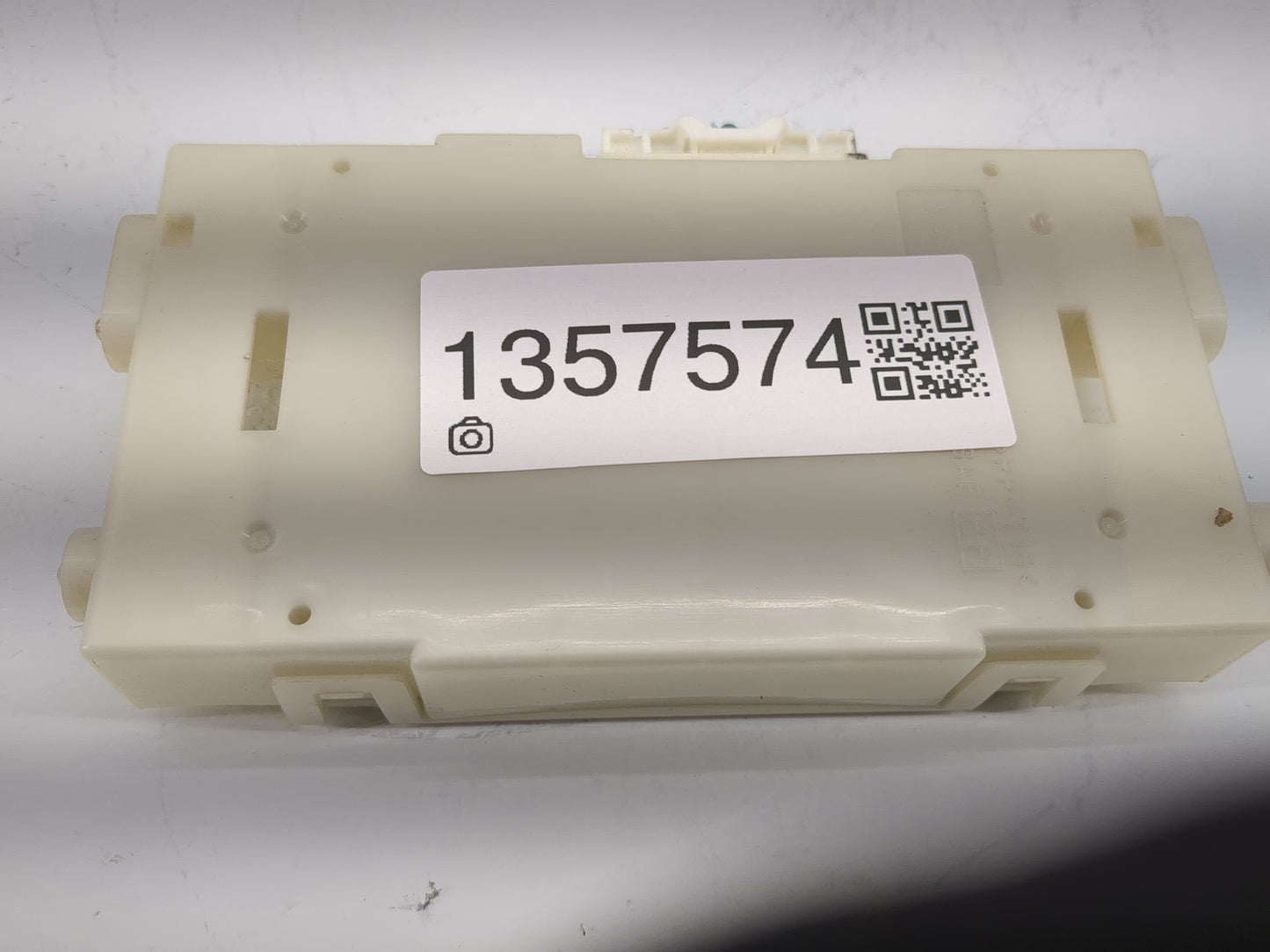 2013-2018 Nissan Altima Radio AM FM Cd Player Receiver Replacement P/N:27760 9HS0A Fits Fits 2013 2014 2015 2016 2017 2018 O