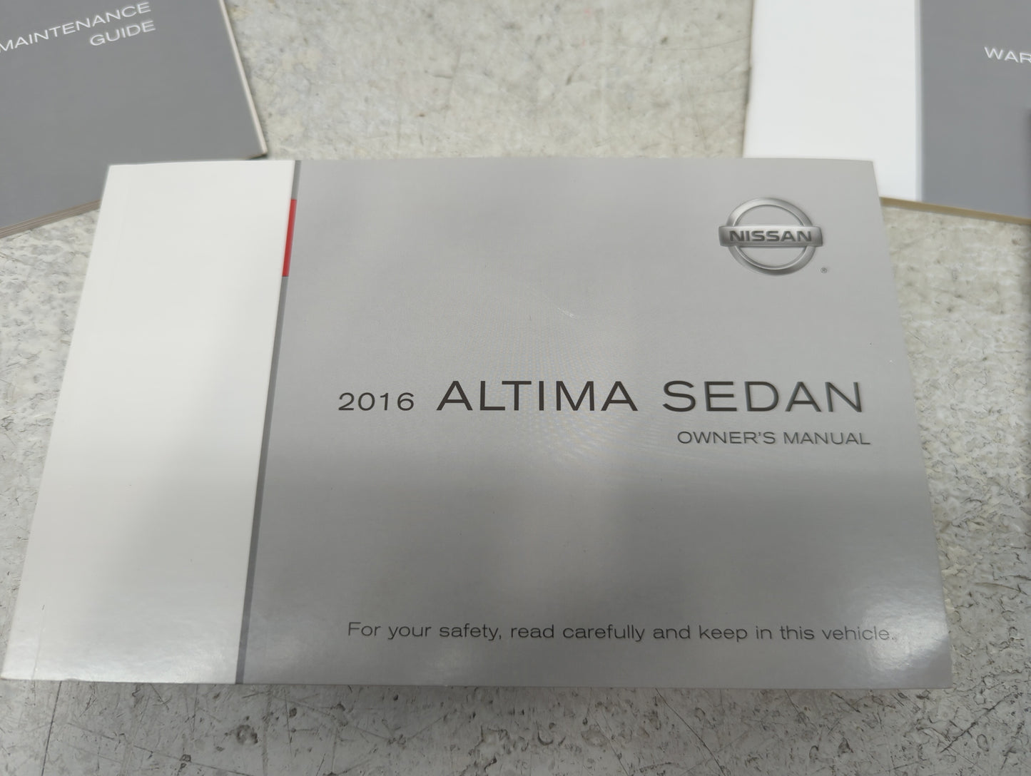 2016 Nissan Altima Owners Manual Book Guide P/N:OM16EA-0L33U0 OEM Used Auto Parts - Oemusedautoparts1.com