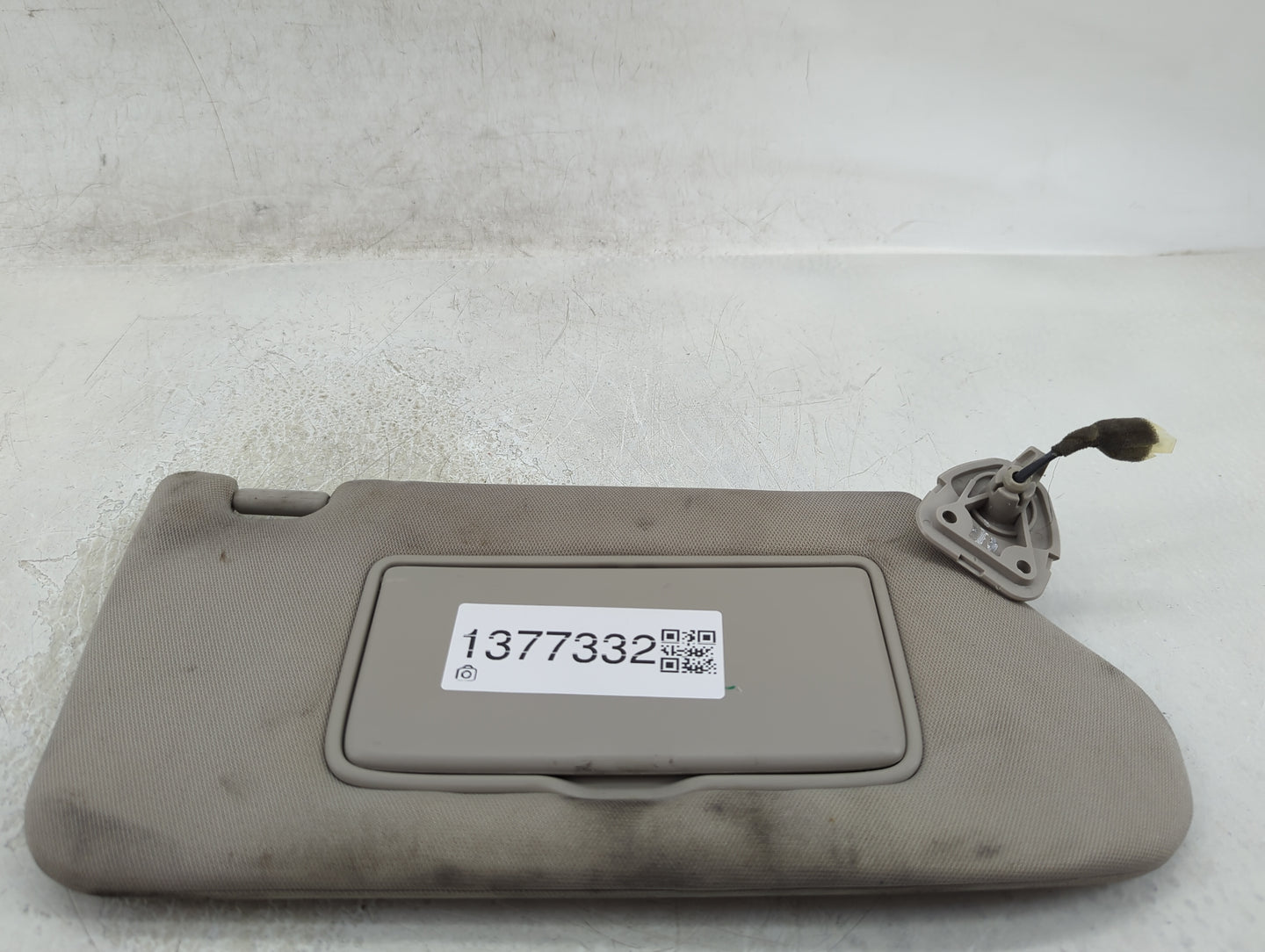 2013-2018 Nissan Altima Sun Visor Shade Replacement Passenger Right Mirror Fits Fits 2013 2014 2015 2016 2017 2018 OEM Used 